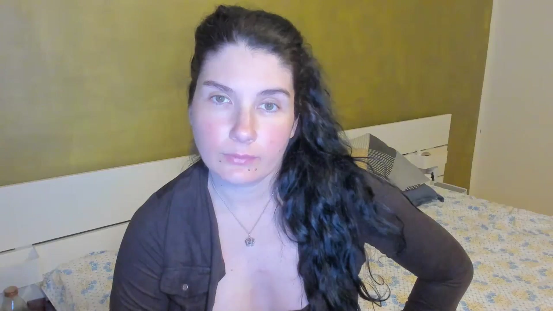 Gallery image thumbnail from SiouxPrincess's myfreecams stream on, 04/10/2025, 22:38 image 19 of 20
