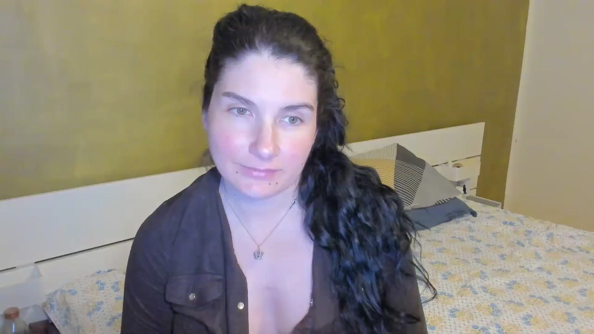 Gallery image thumbnail from SiouxPrincess's myfreecams stream on, 04/10/2025, 22:38 image 15 of 20