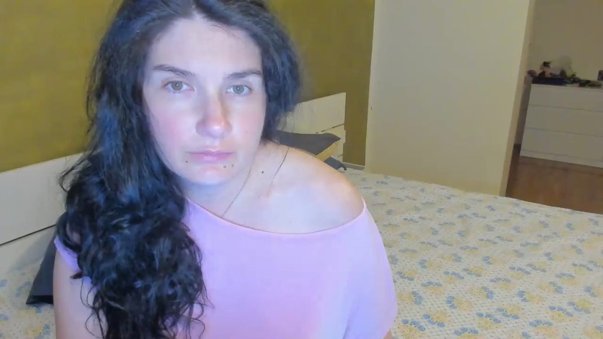 Gallery image thumbnail from SiouxPrincess's myfreecams stream on, 04/11/2025, 23:13 image 2 of 20