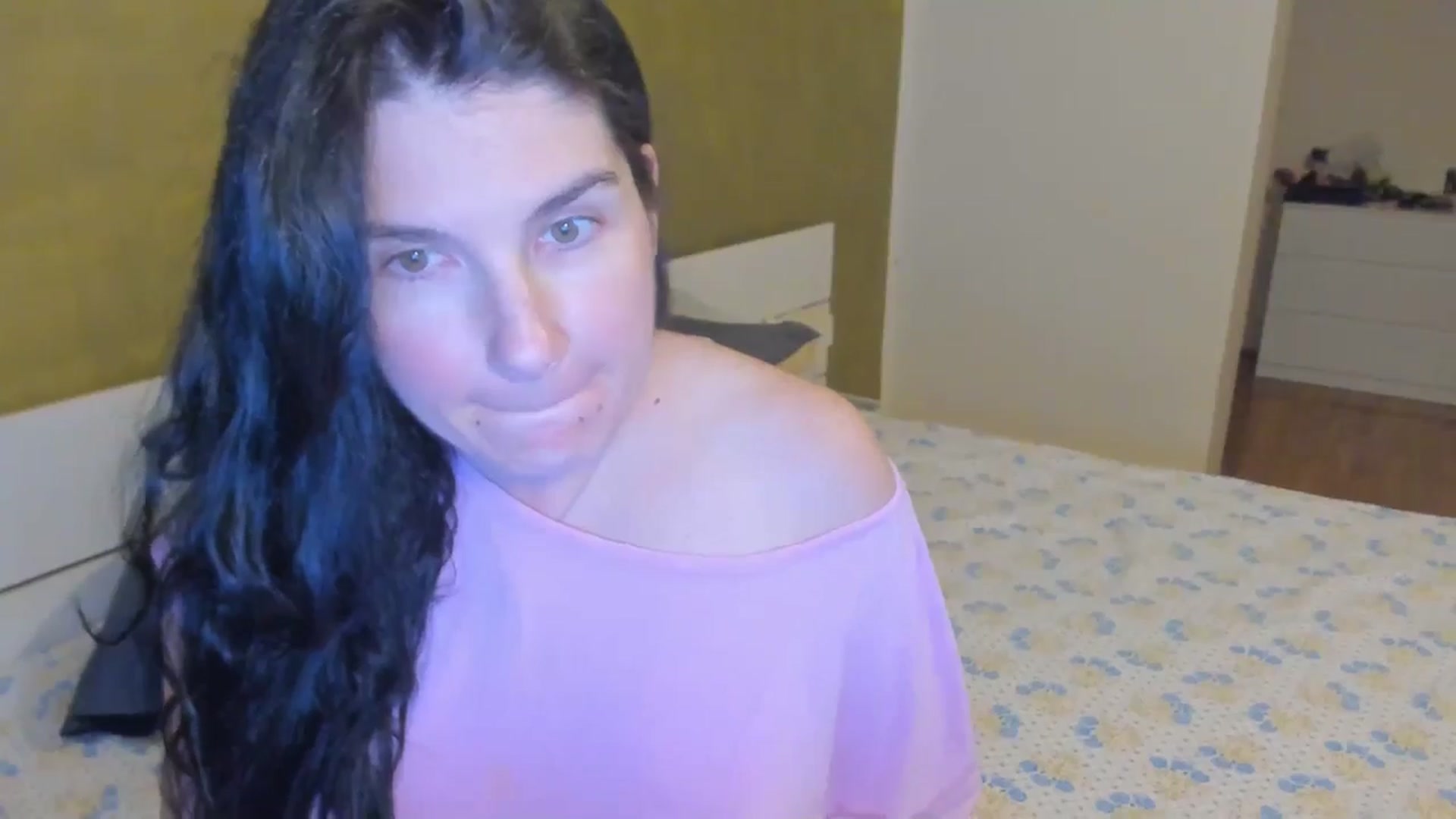 Gallery image thumbnail from SiouxPrincess's myfreecams stream on, 04/11/2025, 23:13 image 12 of 20