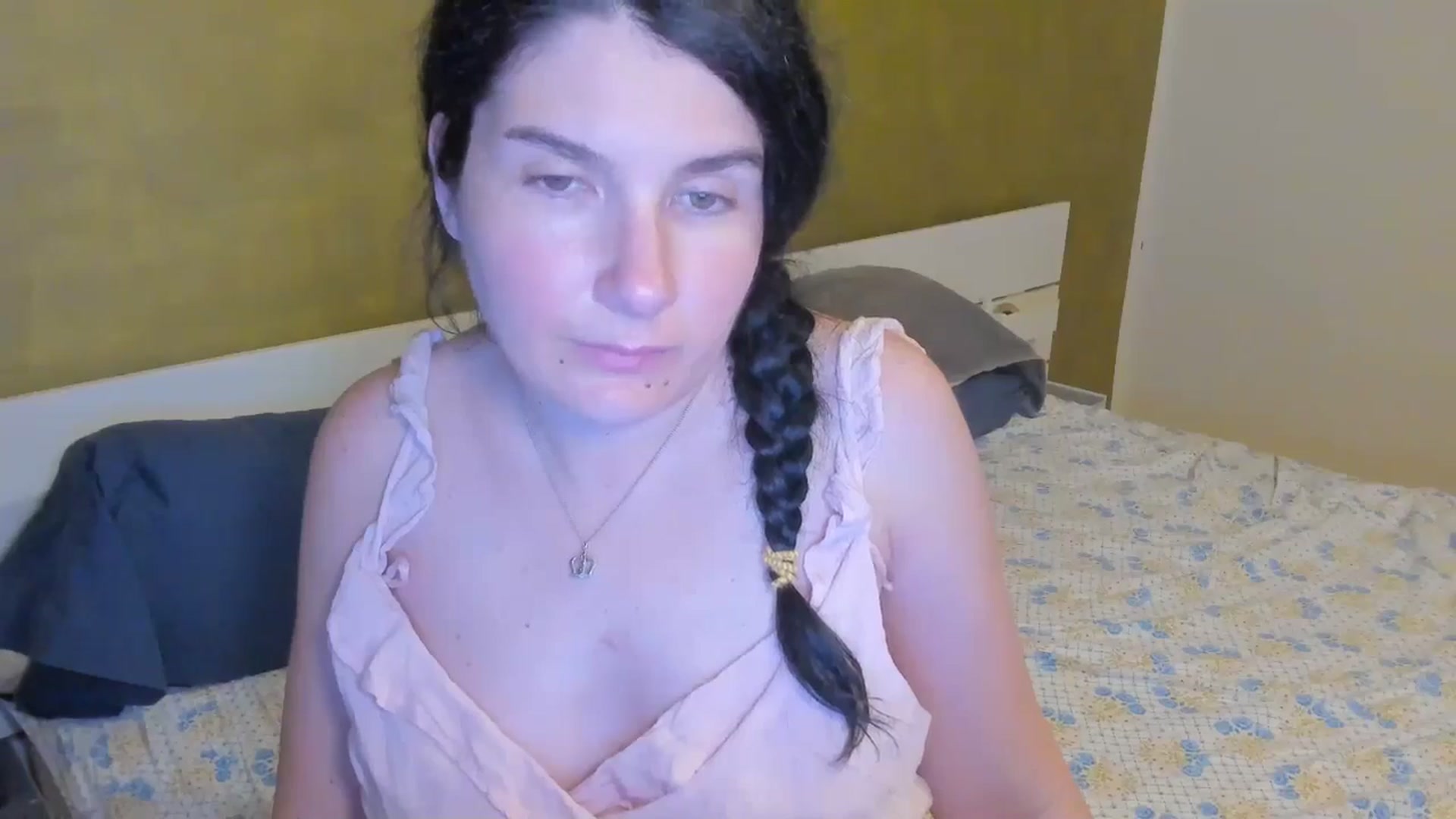 Gallery image thumbnail from SiouxPrincess's myfreecams stream on, 04/13/2025, 23:01 image 9 of 20