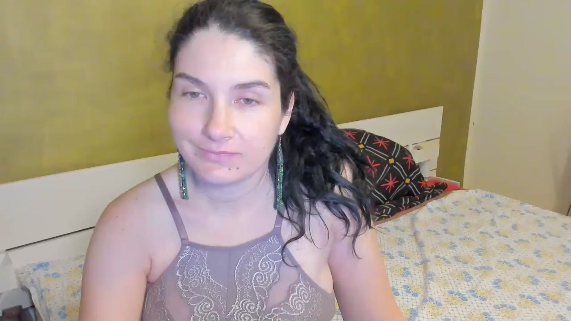 Gallery image thumbnail from SiouxPrincess's myfreecams stream on, 04/14/2025, 23:48 image 19 of 20