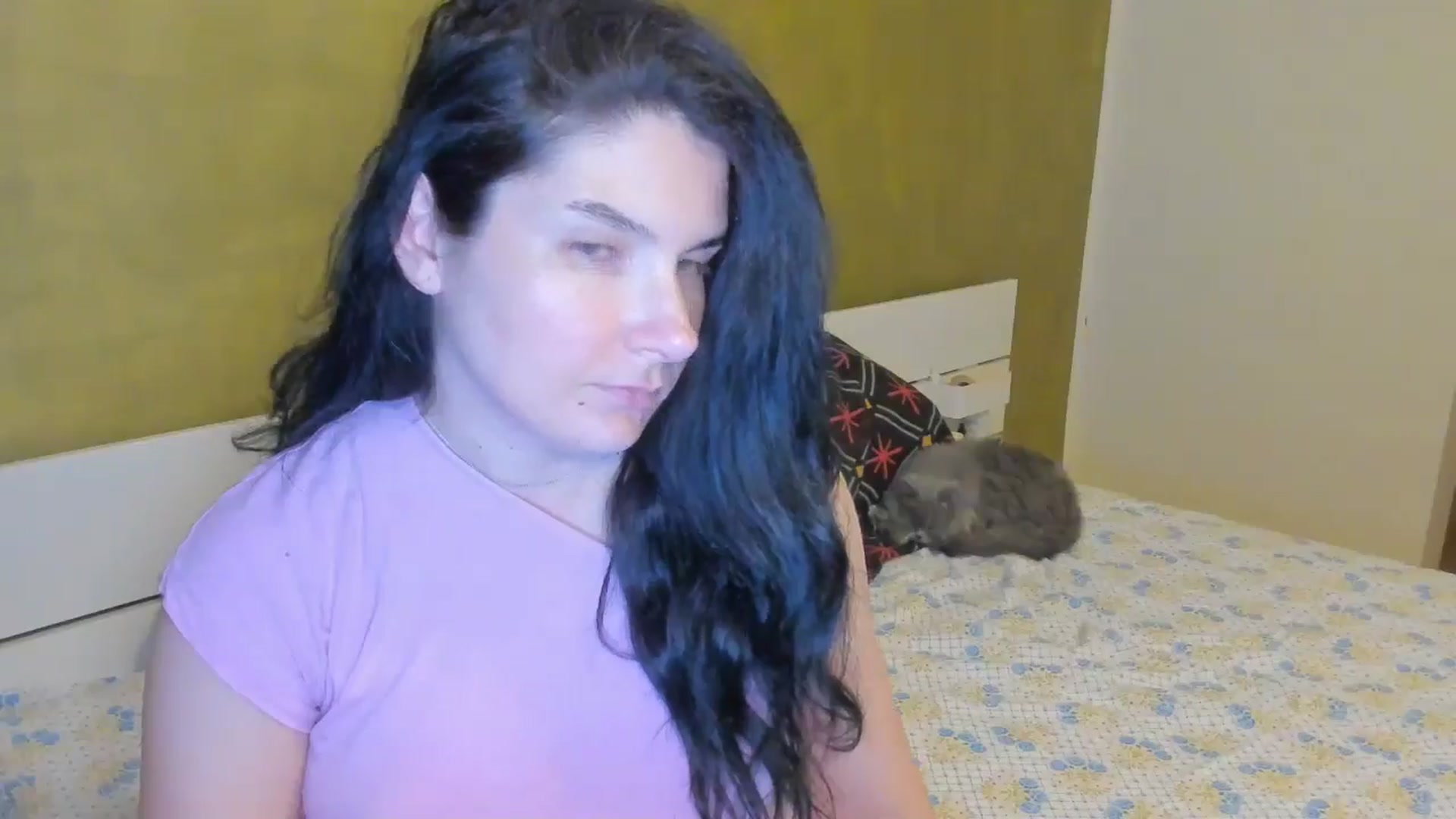 Gallery image thumbnail from SiouxPrincess's myfreecams stream on, 04/15/2025, 23:03 image 14 of 20