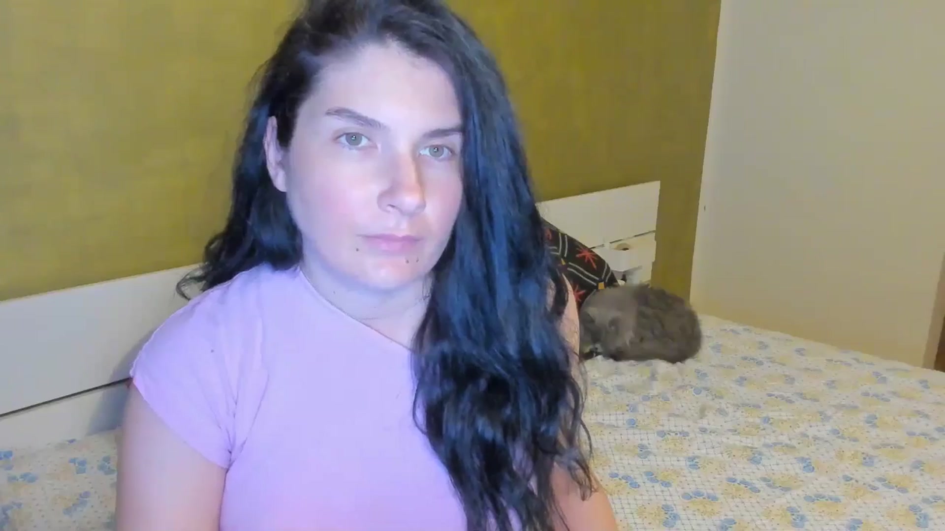 Gallery image thumbnail from SiouxPrincess's myfreecams stream on, 04/15/2025, 23:03 image 15 of 20
