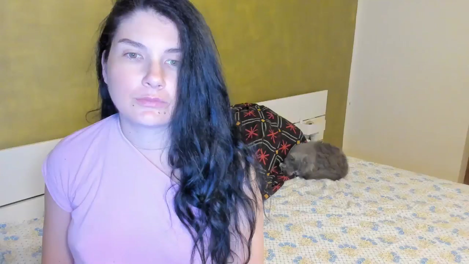 Gallery image thumbnail from SiouxPrincess's myfreecams stream on, 04/15/2025, 23:03 image 9 of 20