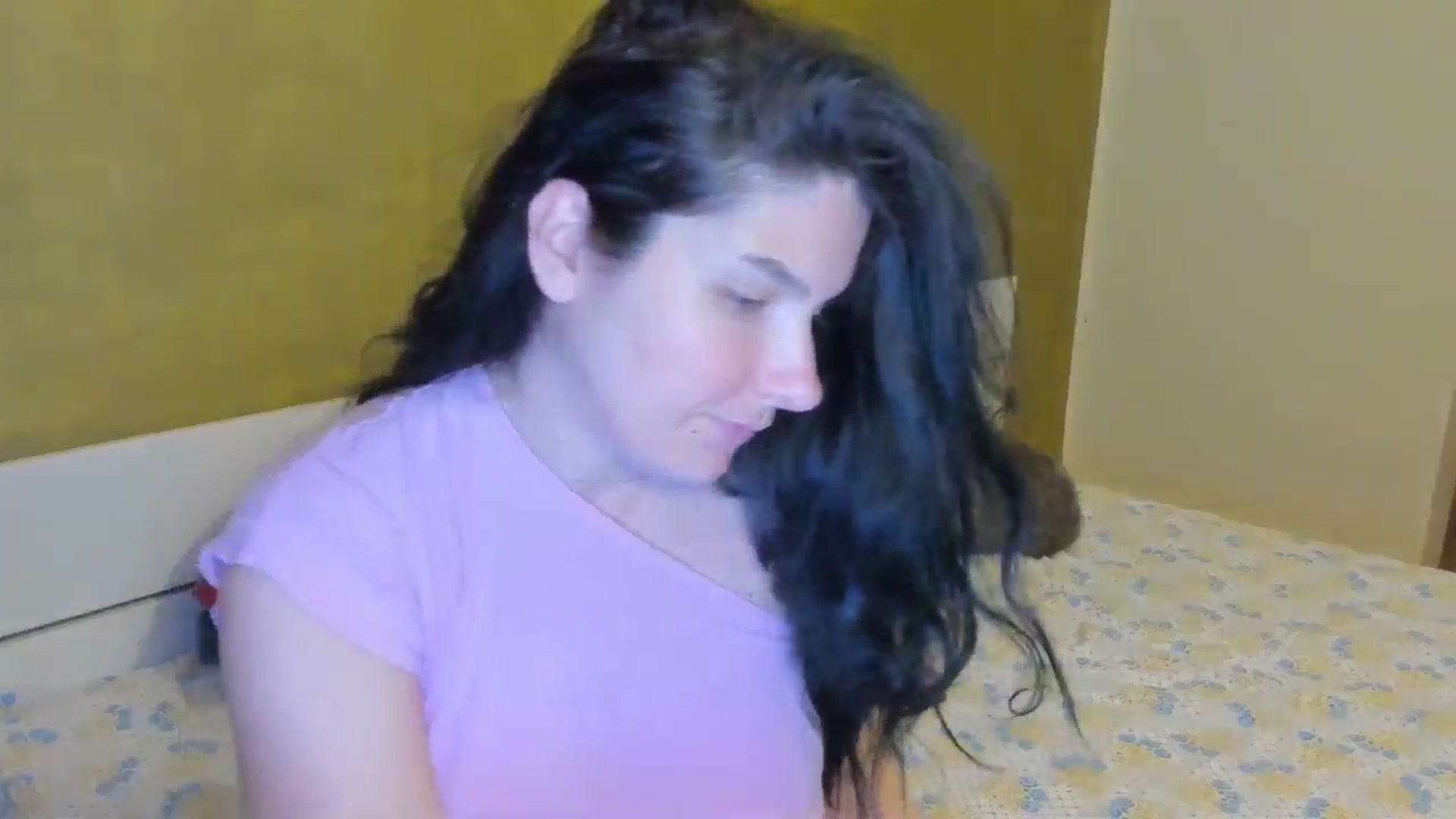 Gallery image thumbnail from SiouxPrincess's myfreecams stream on, 04/15/2025, 23:03 image 7 of 20