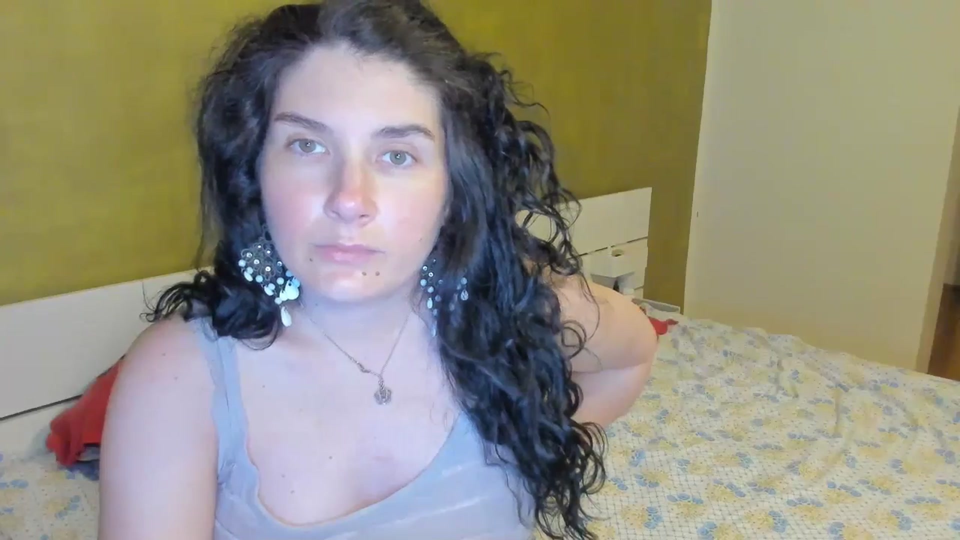 Gallery image thumbnail from SiouxPrincess's myfreecams stream on, 04/17/2025, 22:50 image 6 of 20