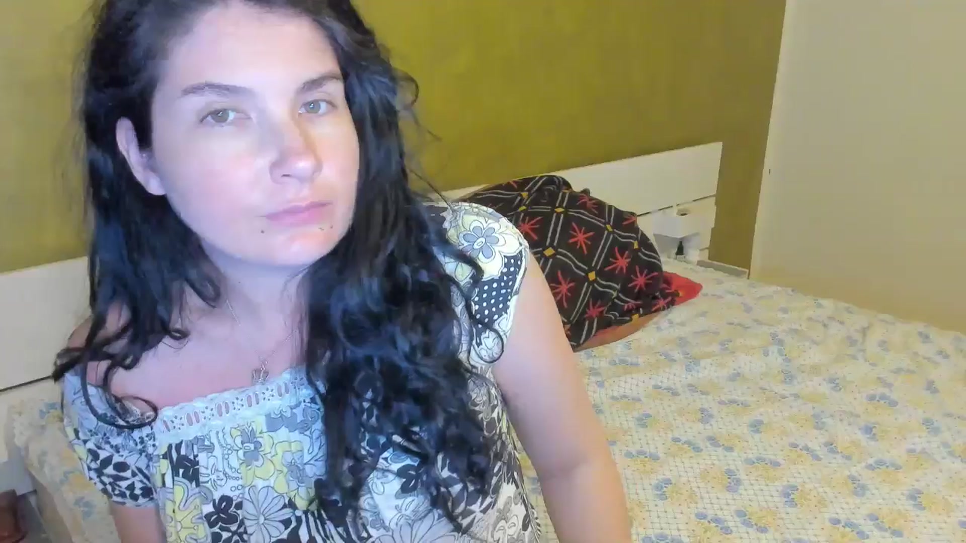 Gallery image thumbnail from SiouxPrincess's myfreecams stream on, 04/18/2025, 23:31 image 16 of 20