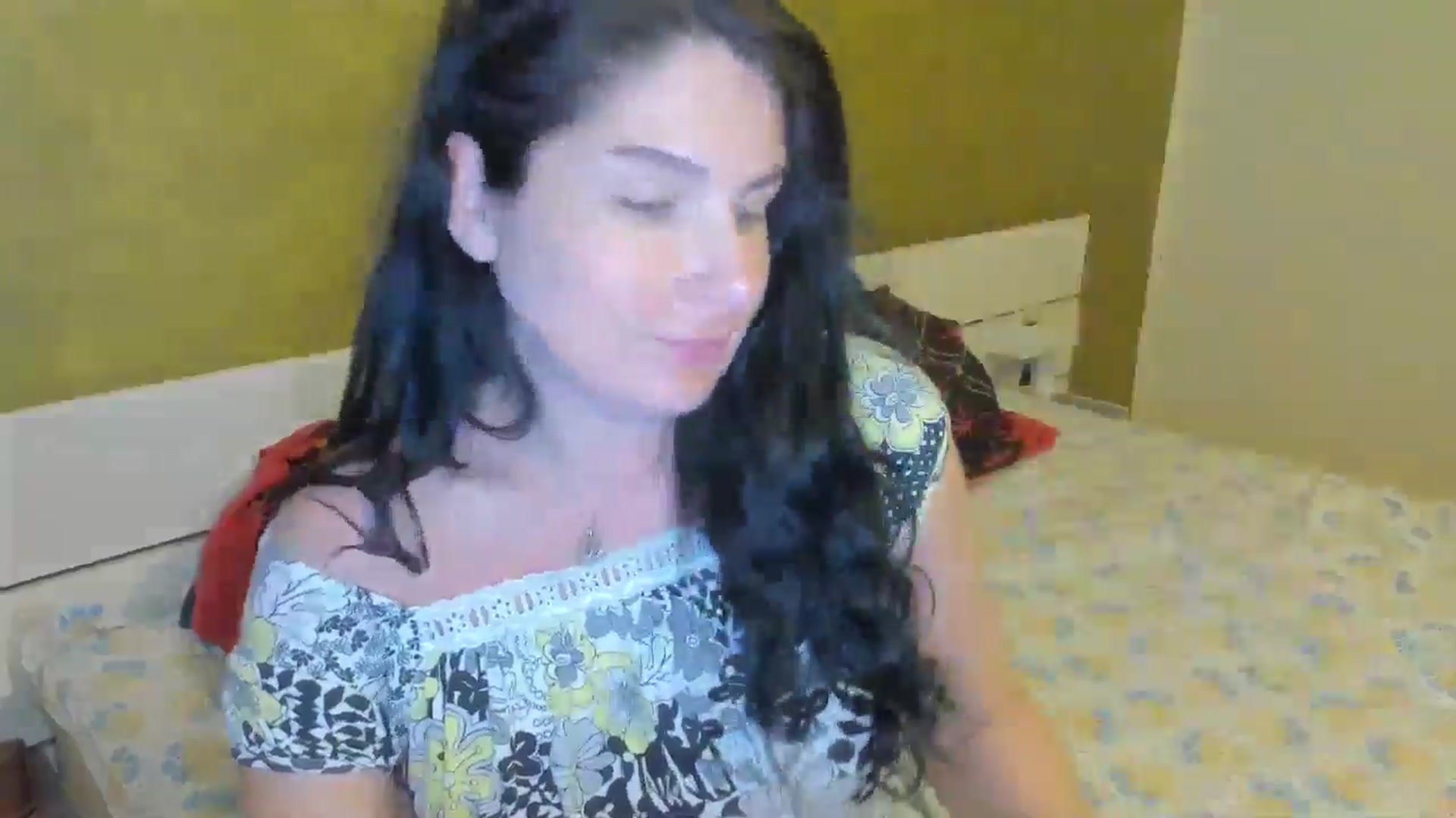 Gallery image thumbnail from SiouxPrincess's myfreecams stream on, 04/18/2025, 23:31 image 11 of 20