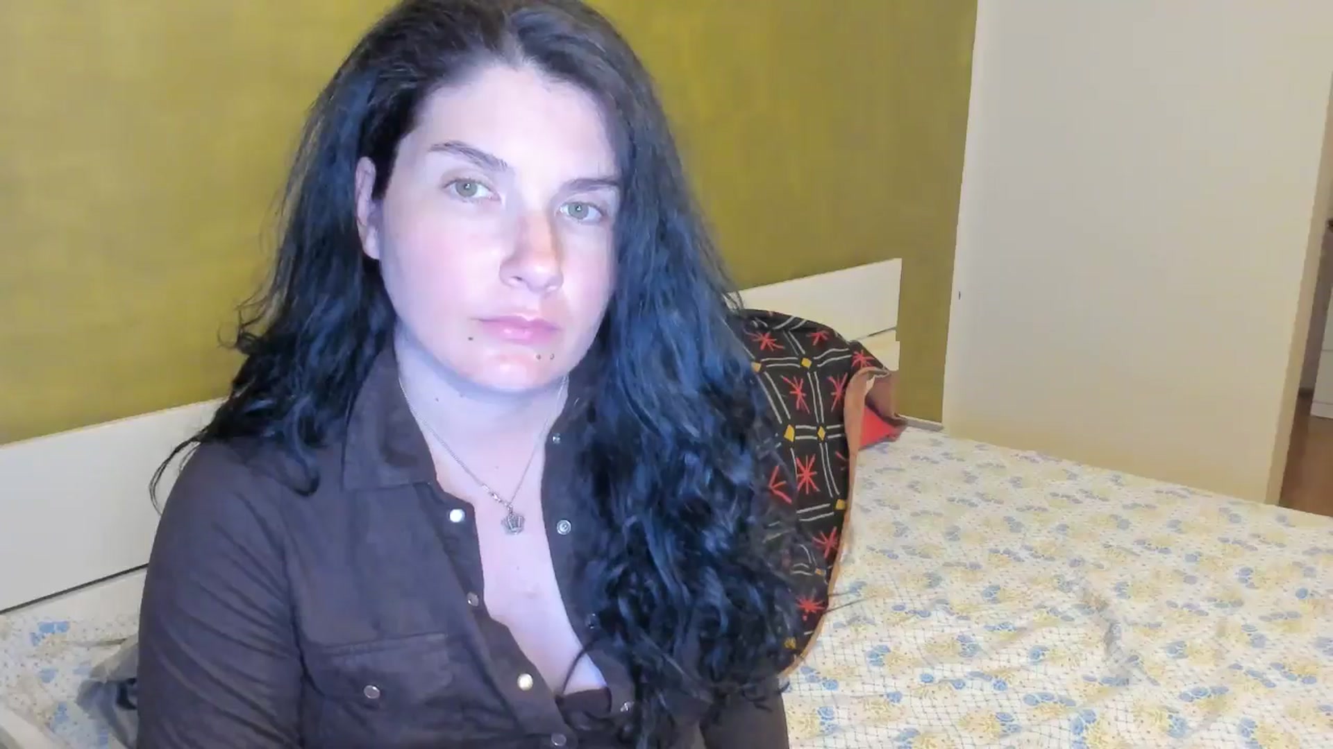 Gallery image thumbnail from SiouxPrincess's myfreecams stream on, 04/20/2025, 23:37 image 11 of 20