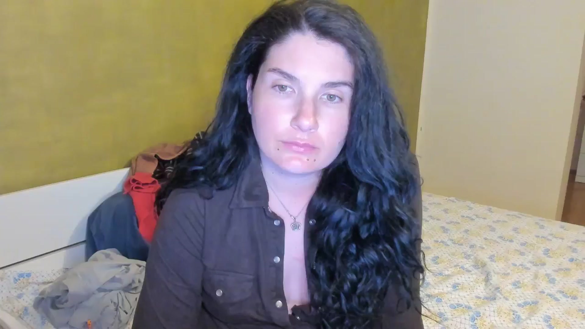 Gallery image thumbnail from SiouxPrincess's myfreecams stream on, 04/20/2025, 23:37 image 1 of 20
