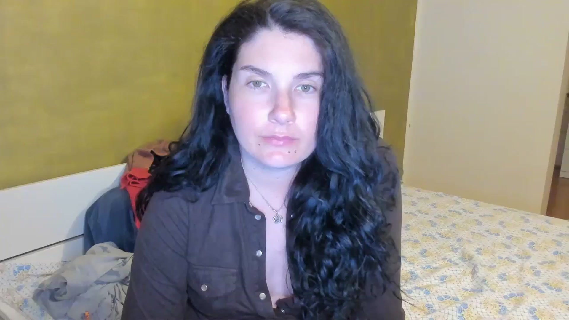 Gallery image thumbnail from SiouxPrincess's myfreecams stream on, 04/20/2025, 23:37 image 2 of 20