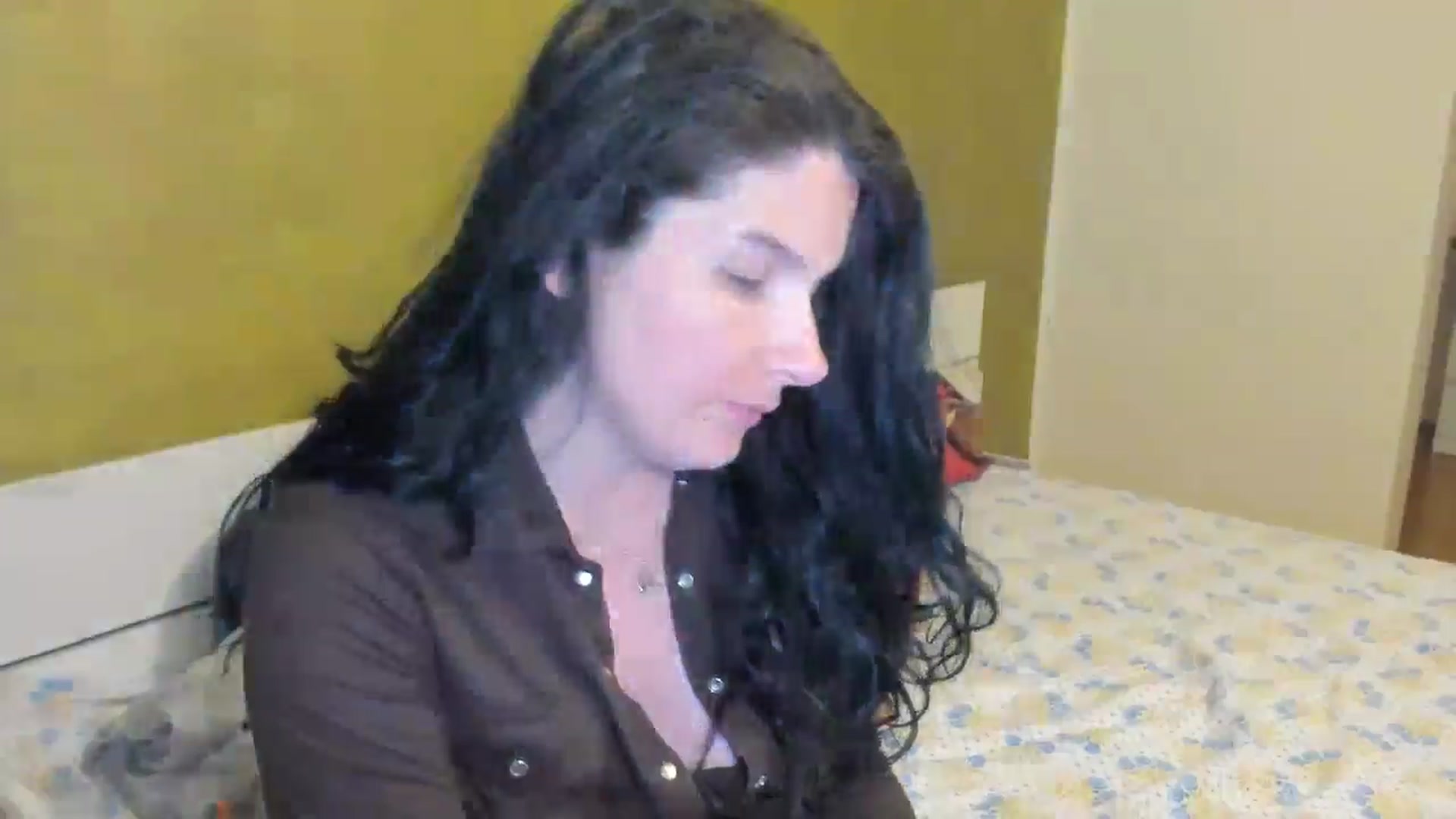 Gallery image thumbnail from SiouxPrincess's myfreecams stream on, 04/20/2025, 23:37 image 12 of 20