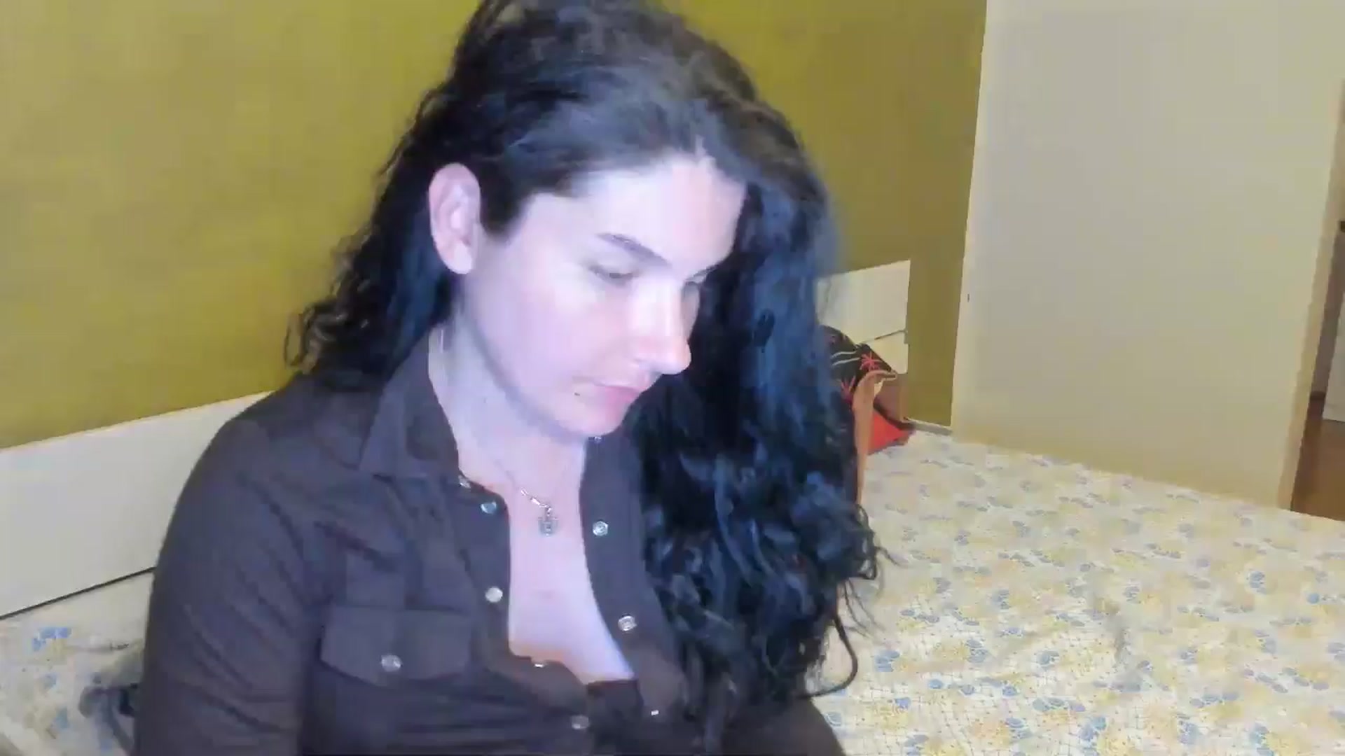 Gallery image thumbnail from SiouxPrincess's myfreecams stream on, 04/20/2025, 23:37 image 4 of 20