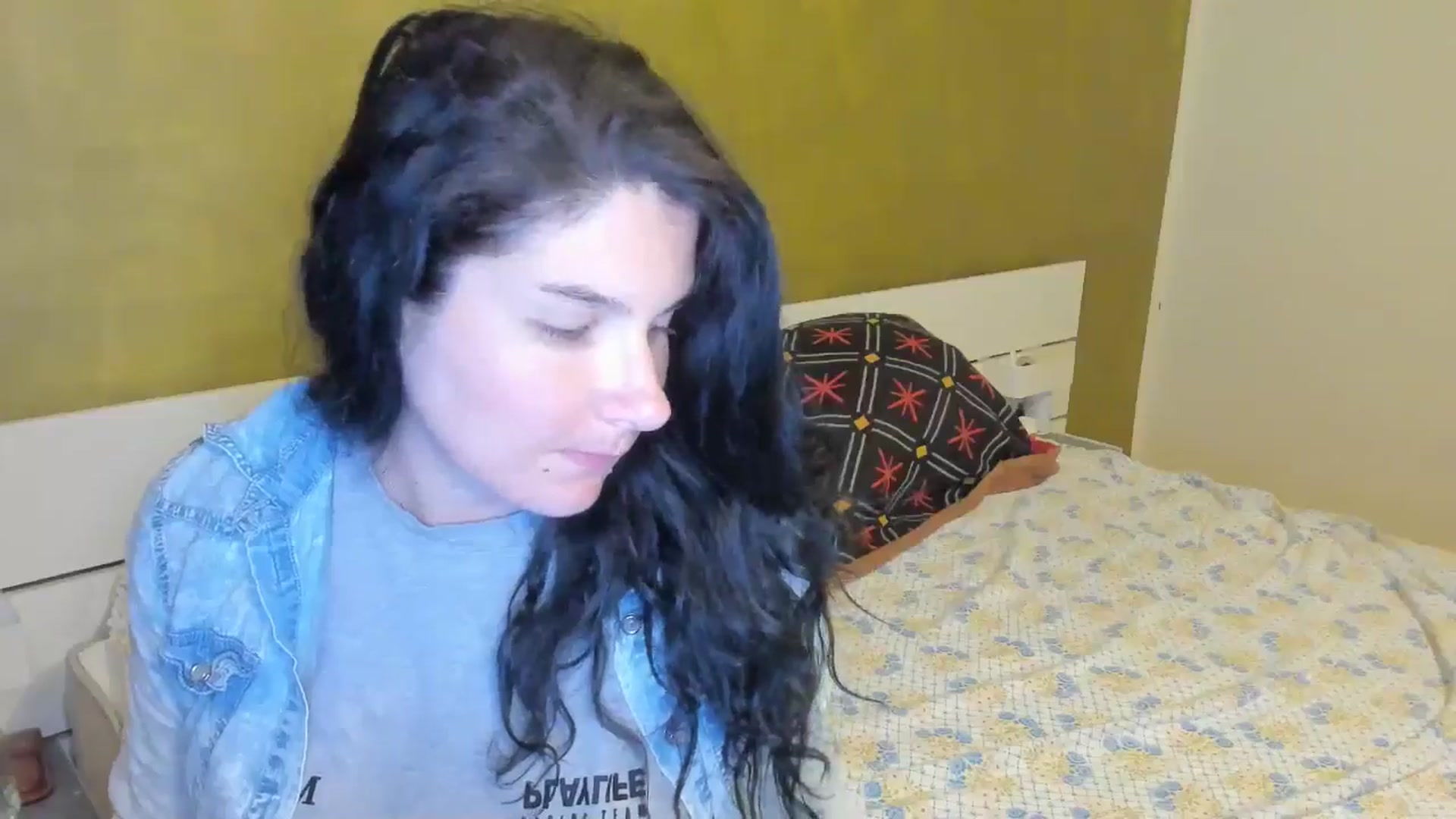 Gallery image thumbnail from SiouxPrincess's myfreecams stream on, 04/21/2025, 22:58 image 18 of 20