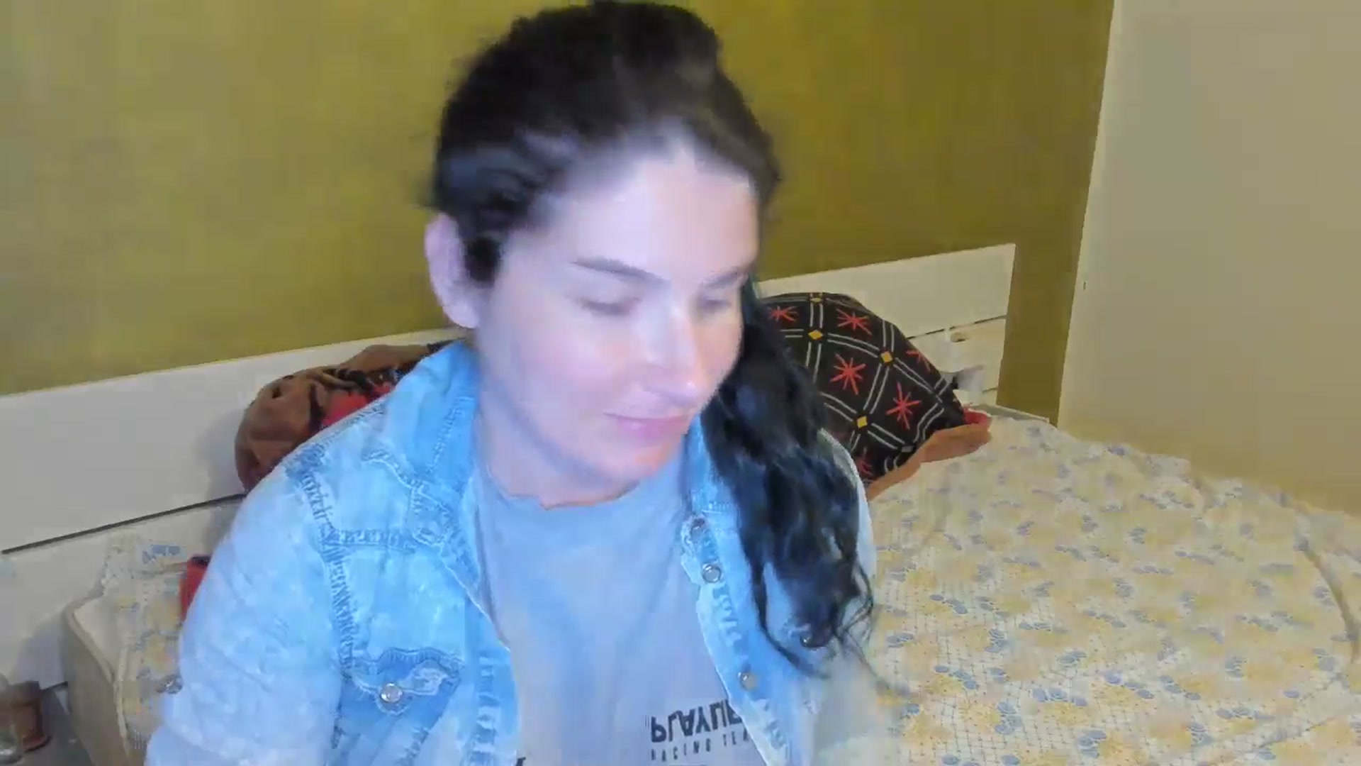 Gallery image thumbnail from SiouxPrincess's myfreecams stream on, 04/21/2025, 22:58 image 3 of 20