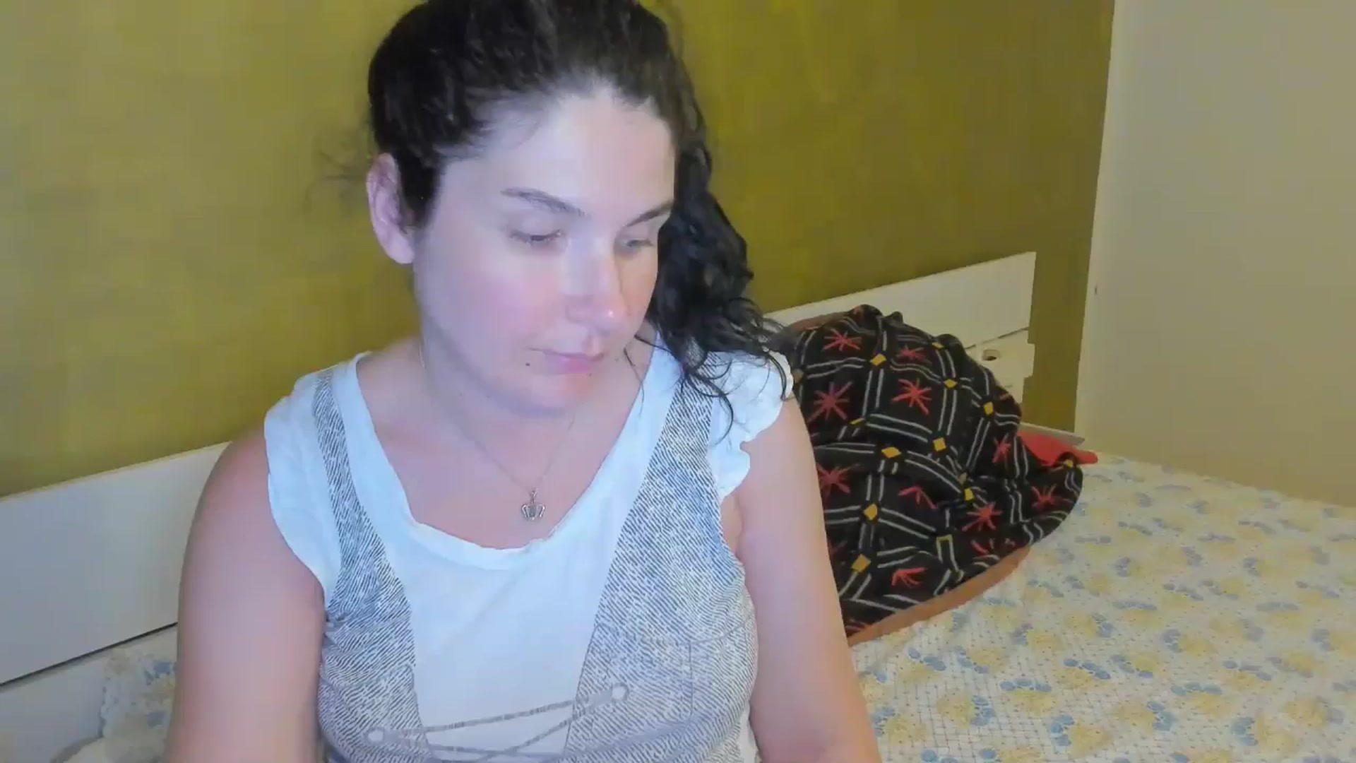 Gallery image thumbnail from SiouxPrincess's myfreecams stream on, 04/22/2025, 23:02 image 12 of 20