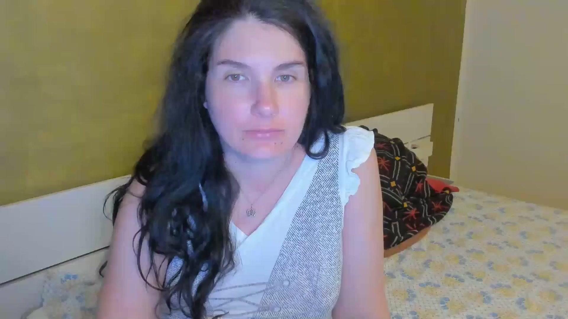 Gallery image thumbnail from SiouxPrincess's myfreecams stream on, 04/22/2025, 23:02 image 2 of 20