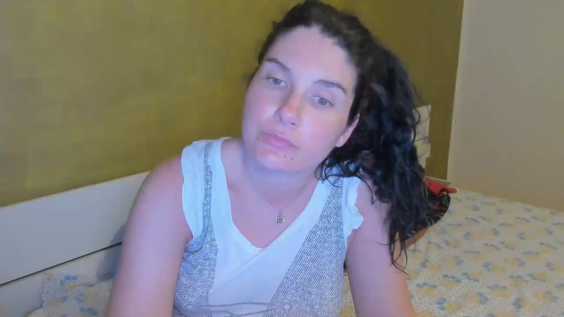 Gallery image thumbnail from SiouxPrincess's myfreecams stream on, 04/22/2025, 23:02 image 16 of 20