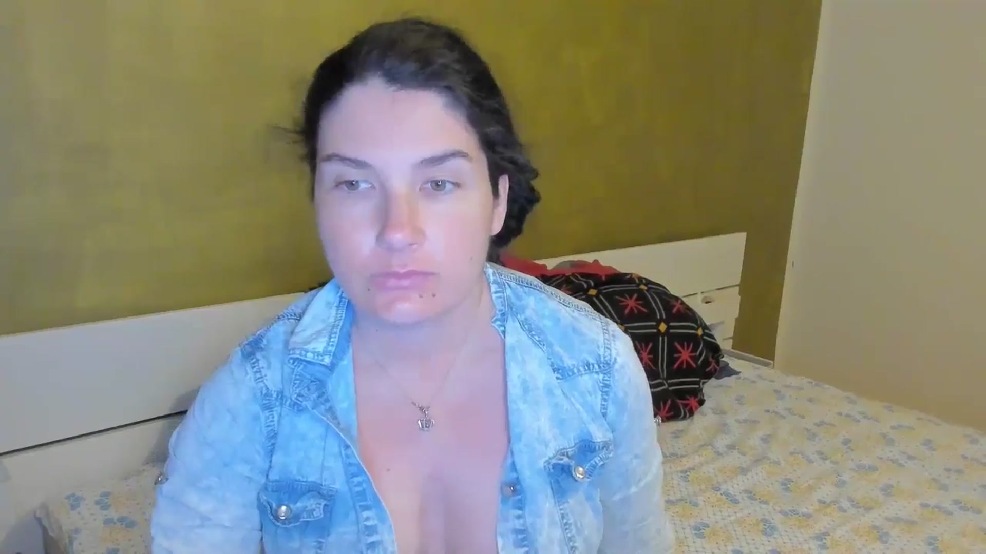 Gallery image thumbnail from SiouxPrincess's myfreecams stream on, 04/24/2025, 23:19 image 9 of 20