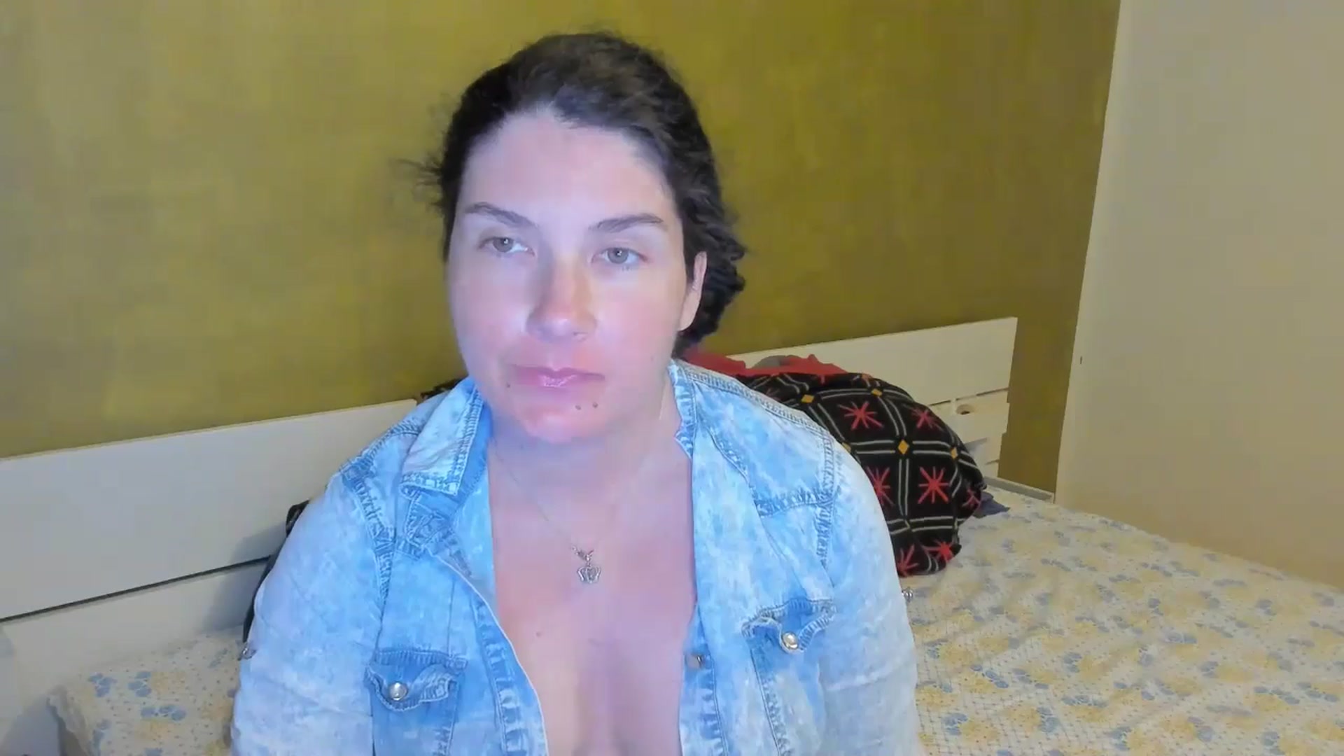 Gallery image thumbnail from SiouxPrincess's myfreecams stream on, 04/24/2025, 23:19 image 10 of 20