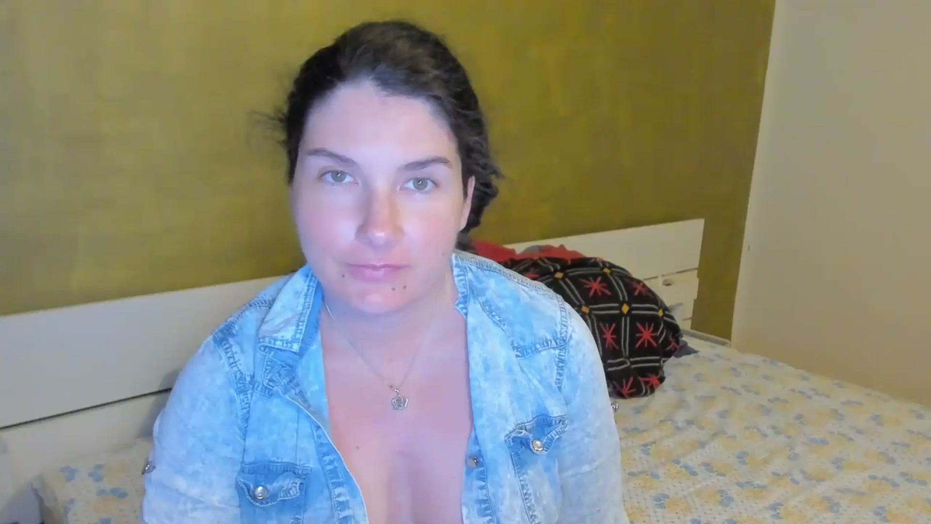 Gallery image thumbnail from SiouxPrincess's myfreecams stream on, 04/24/2025, 23:19 image 20 of 20
