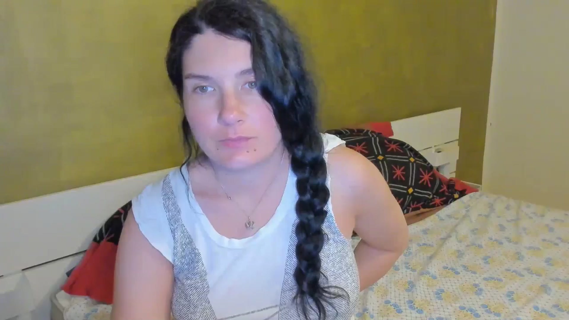 Gallery image thumbnail from SiouxPrincess's myfreecams stream on, 04/26/2025, 23:05 image 17 of 20