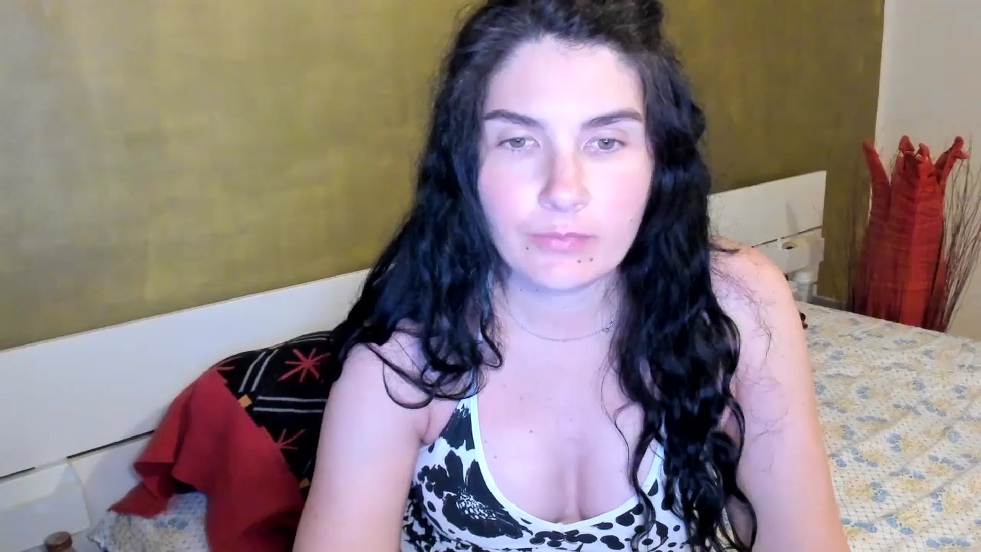 Gallery image thumbnail from SiouxPrincess's myfreecams stream on, 04/30/2025, 22:04 image 16 of 20