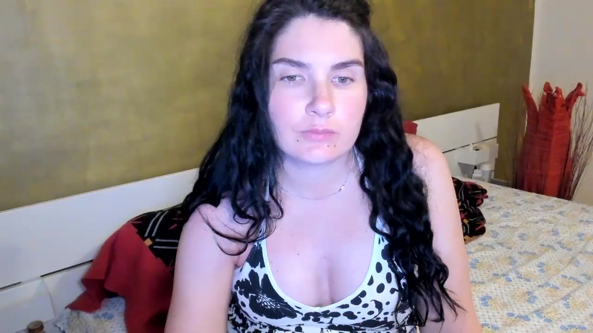 Gallery image thumbnail from SiouxPrincess's myfreecams stream on, 04/30/2025, 22:04 image 19 of 20