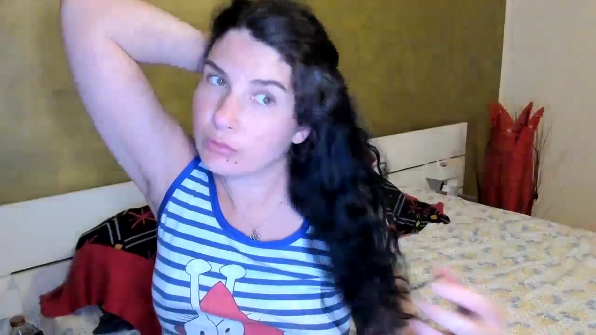 Gallery image thumbnail from SiouxPrincess's myfreecams stream on, 05/01/2025, 22:32 image 15 of 20