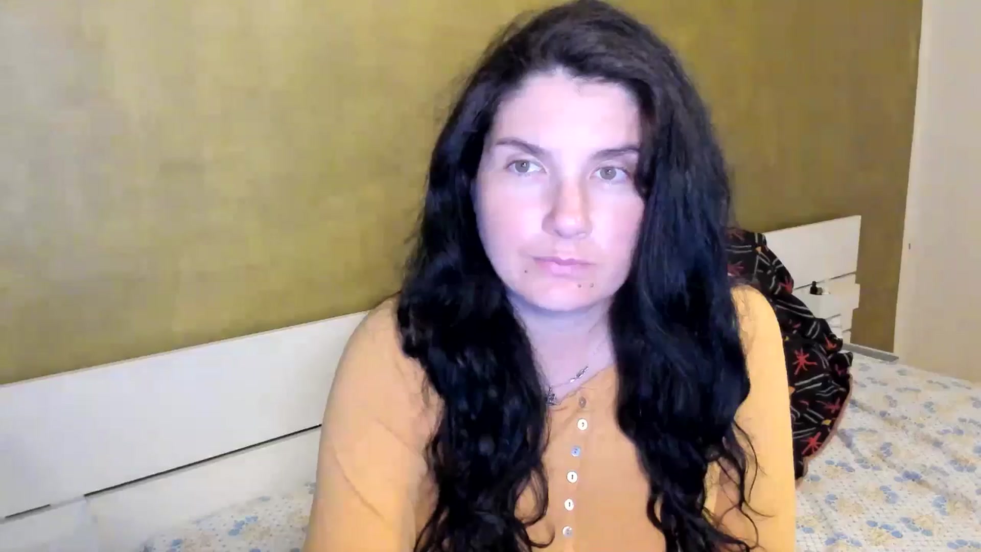 Gallery image thumbnail from SiouxPrincess's myfreecams stream on, 05/08/2025, 21:29 image 3 of 20