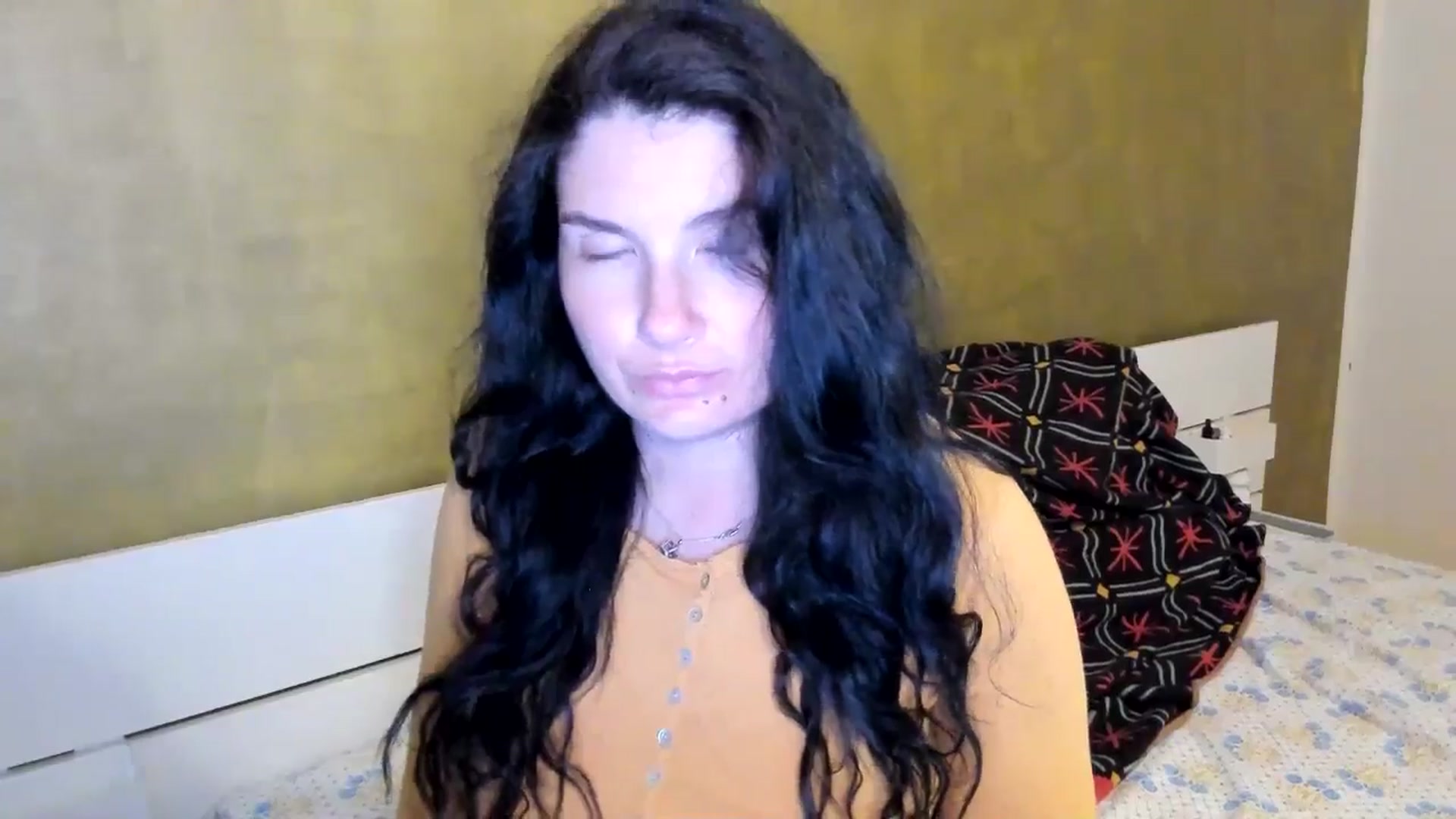 Gallery image thumbnail from SiouxPrincess's myfreecams stream on, 05/08/2025, 21:29 image 8 of 20