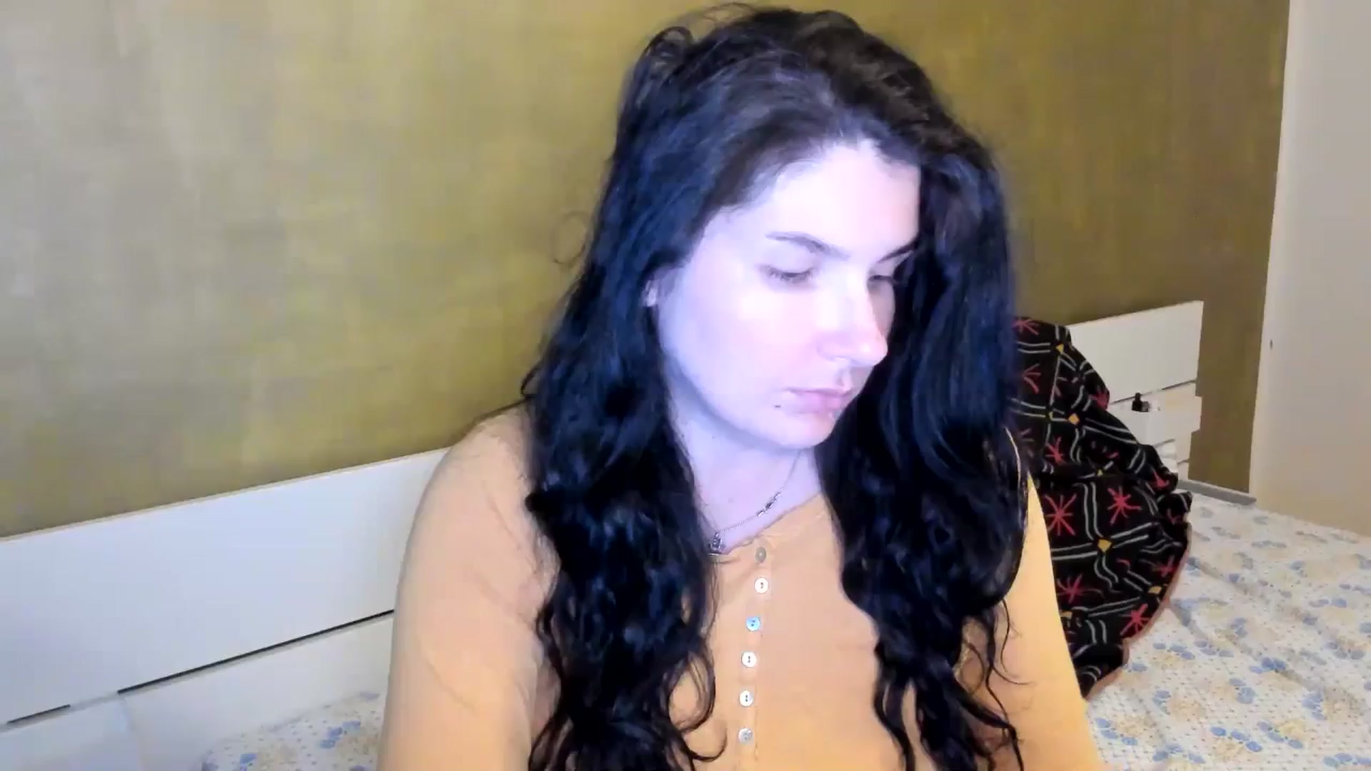 Gallery image thumbnail from SiouxPrincess's myfreecams stream on, 05/08/2025, 21:29 image 1 of 20