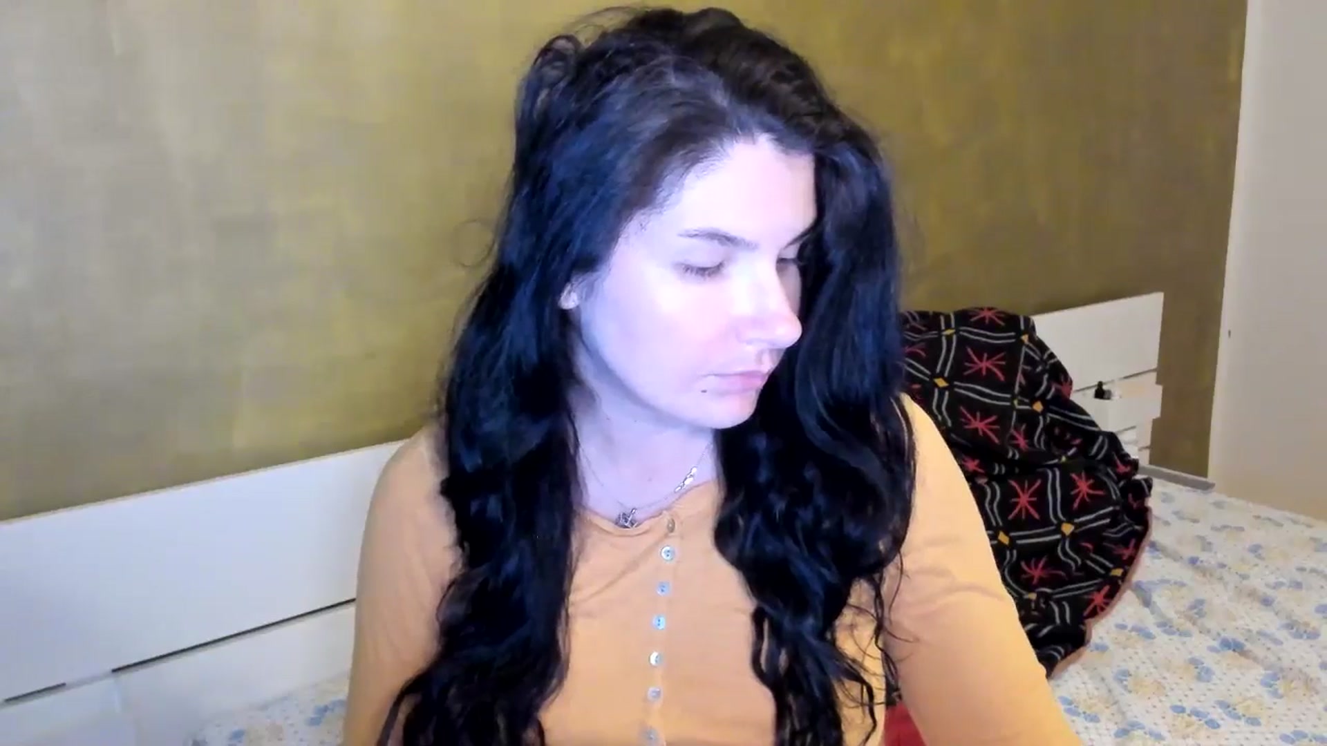 Gallery image thumbnail from SiouxPrincess's myfreecams stream on, 05/08/2025, 21:29 image 6 of 20