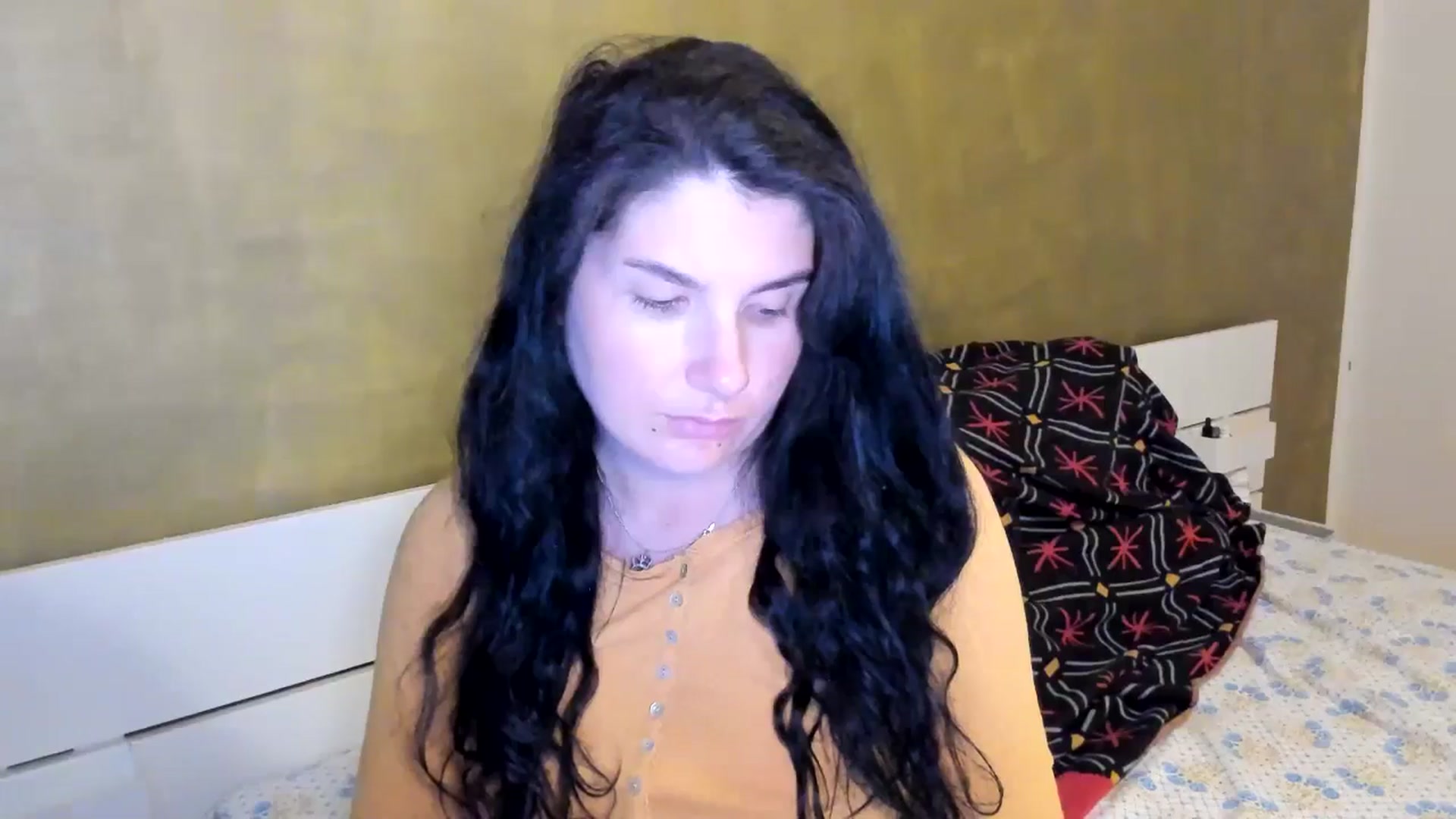 Gallery image thumbnail from SiouxPrincess's myfreecams stream on, 05/08/2025, 21:29 image 17 of 20