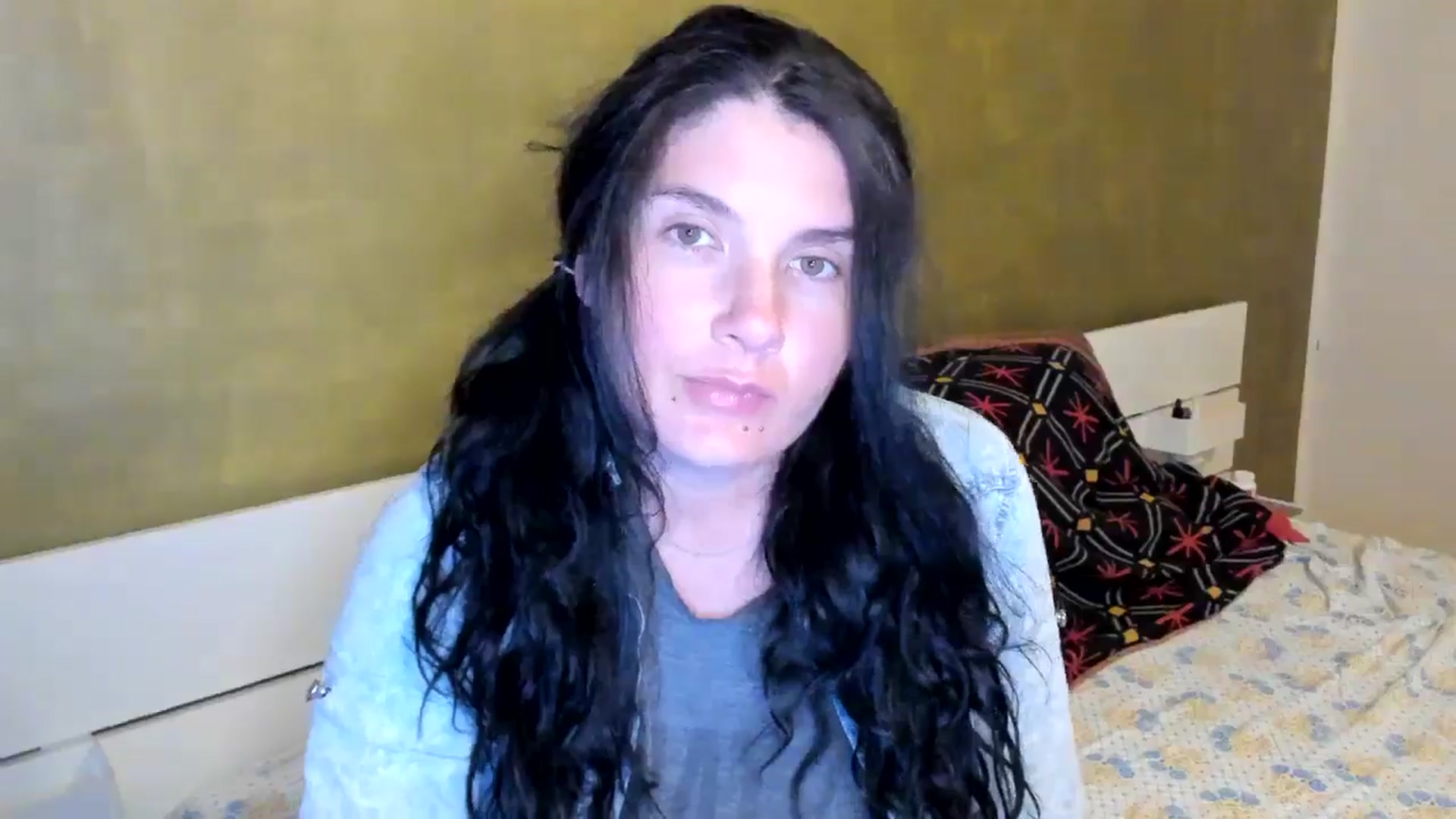 Gallery image thumbnail from SiouxPrincess's myfreecams stream on, 05/09/2025, 22:17 image 4 of 20
