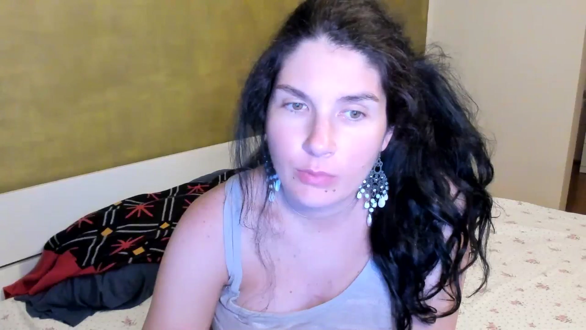 Gallery image thumbnail from SiouxPrincess's myfreecams stream on, 05/25/2025, 23:50 image 17 of 20