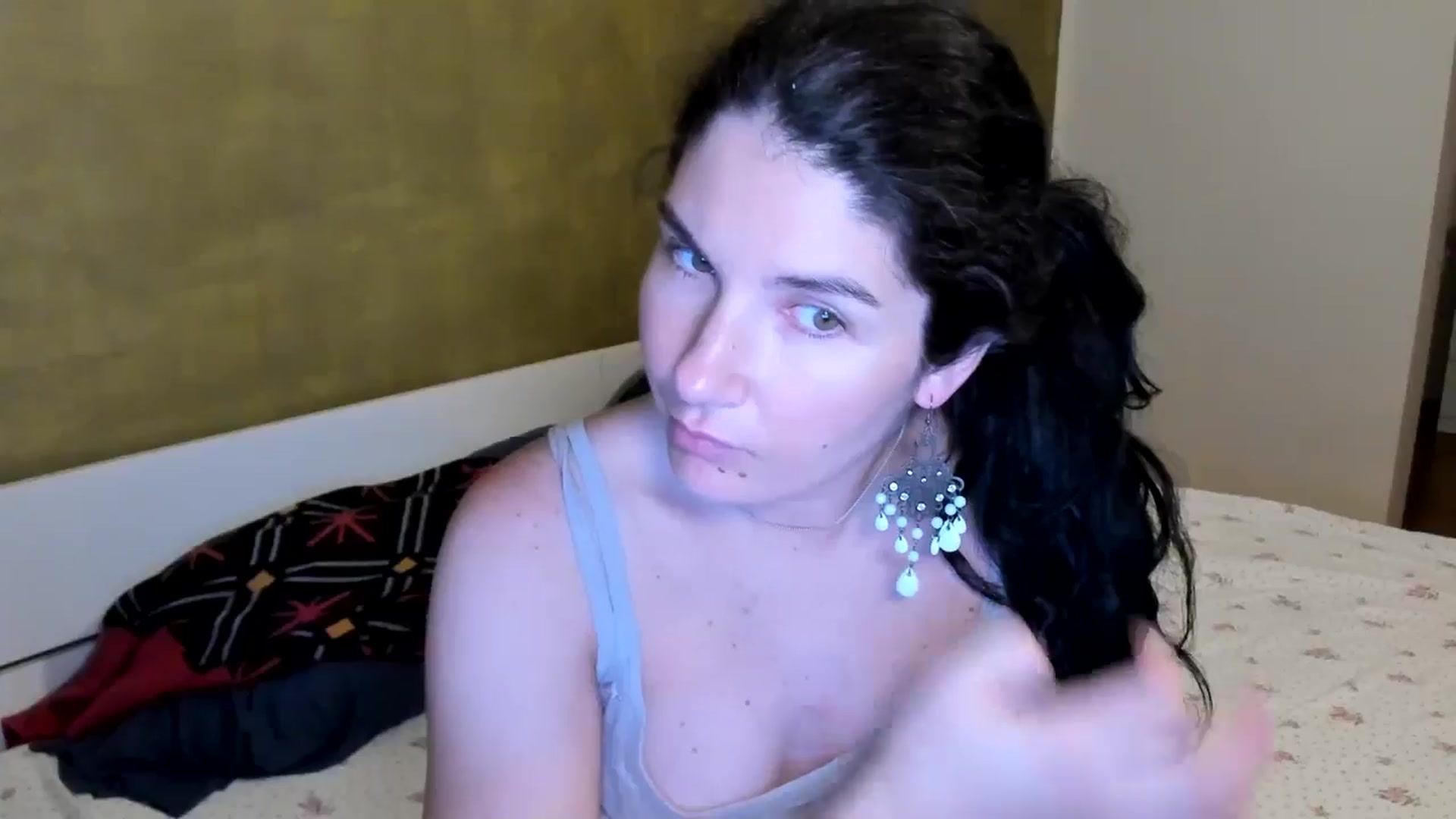 Gallery image thumbnail from SiouxPrincess's myfreecams stream on, 05/25/2025, 23:50 image 2 of 20