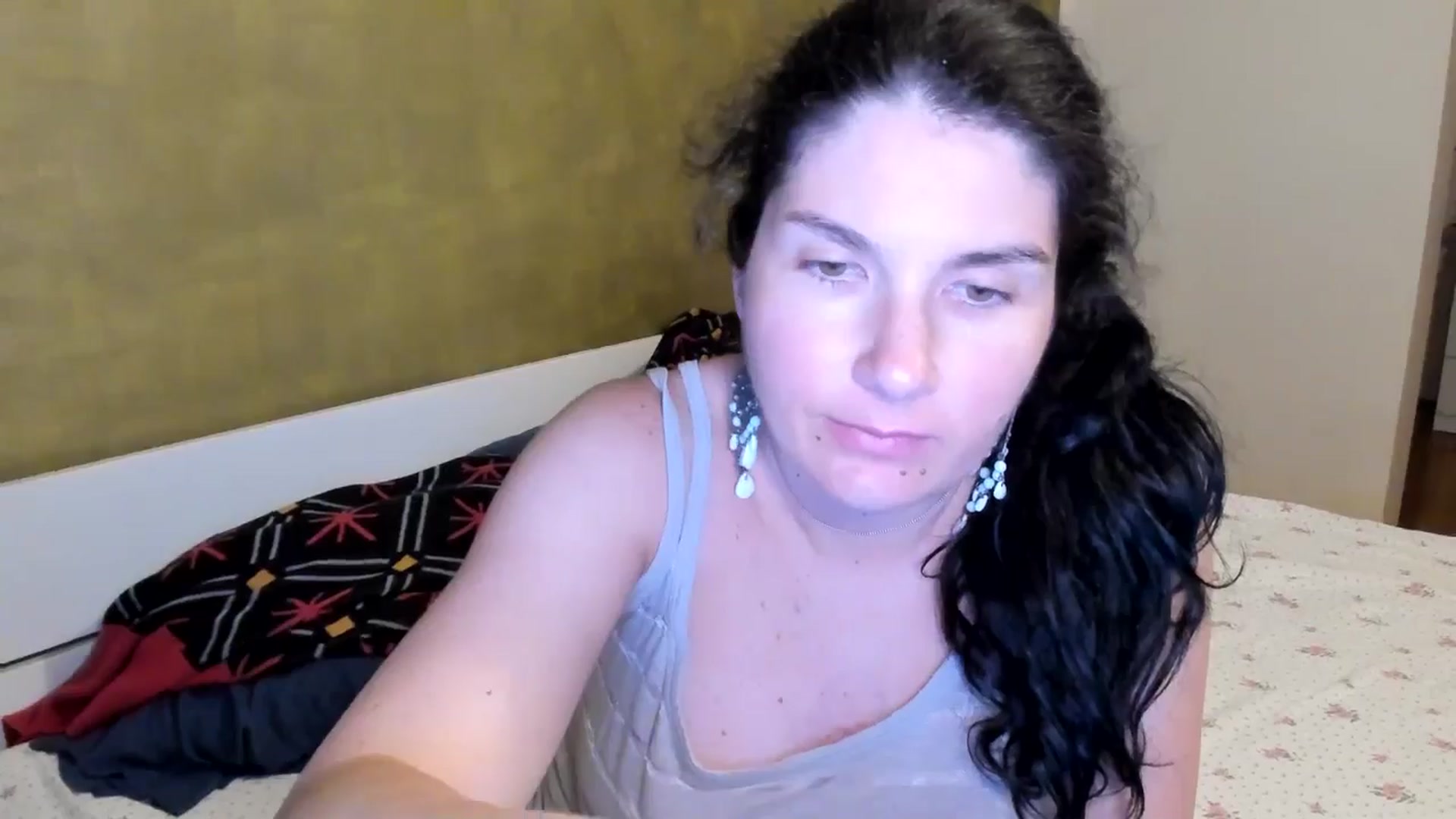 Gallery image thumbnail from SiouxPrincess's myfreecams stream on, 05/25/2025, 23:50 image 5 of 20