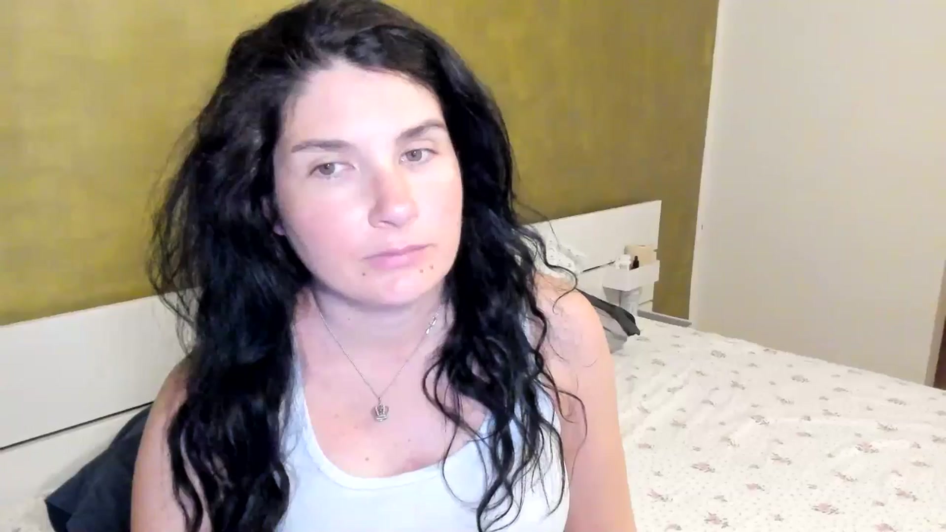 Gallery image thumbnail from SiouxPrincess's myfreecams stream on, 05/30/2025, 22:47 image 18 of 20