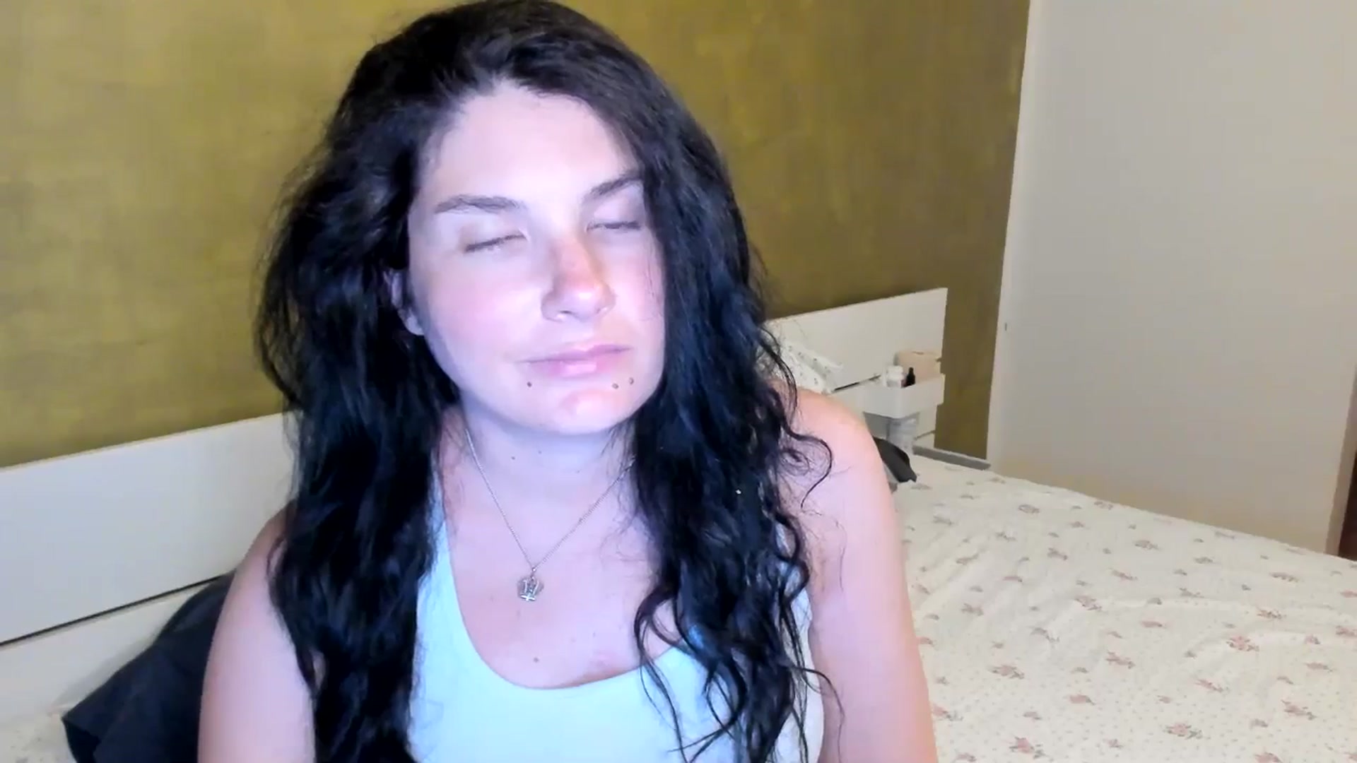 Gallery image thumbnail from SiouxPrincess's myfreecams stream on, 05/30/2025, 22:47 image 16 of 20