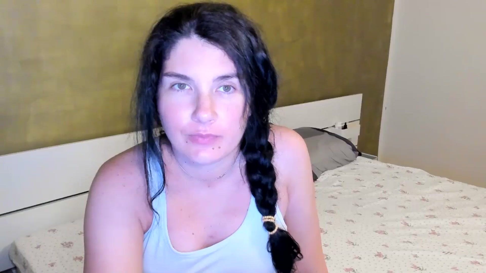 Gallery image thumbnail from SiouxPrincess's myfreecams stream on, 06/04/2025, 22:46 image 12 of 20
