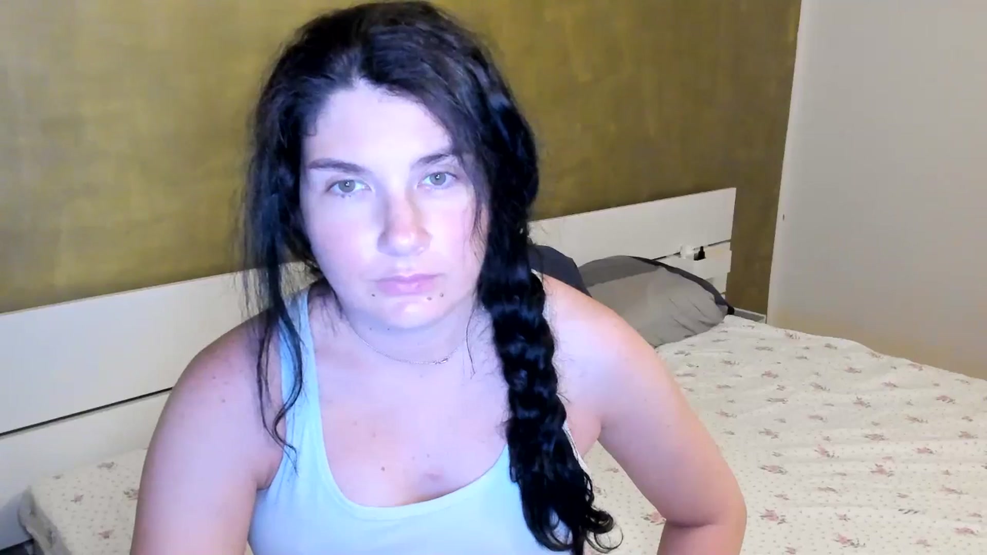 Gallery image thumbnail from SiouxPrincess's myfreecams stream on, 06/04/2025, 22:46 image 10 of 20