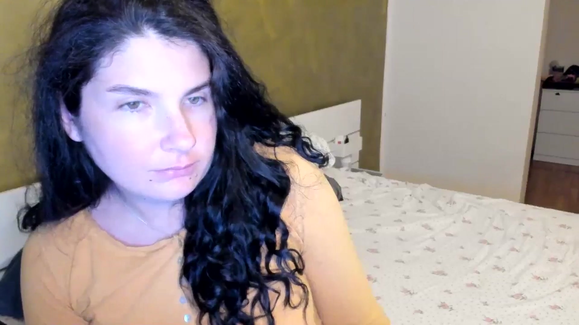 Gallery image thumbnail from SiouxPrincess's myfreecams stream on, 06/13/2025, 22:49 image 2 of 20