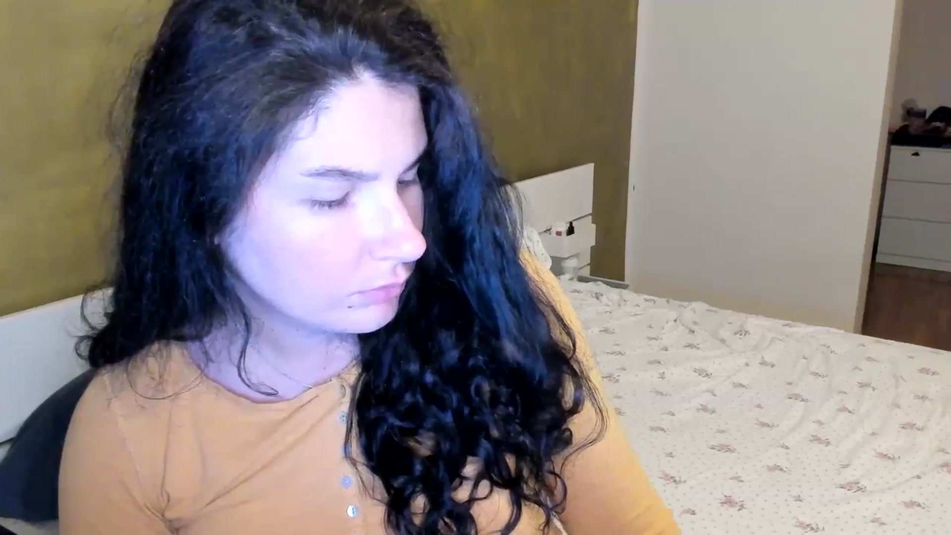 Gallery image thumbnail from SiouxPrincess's myfreecams stream on, 06/13/2025, 22:49 image 9 of 20