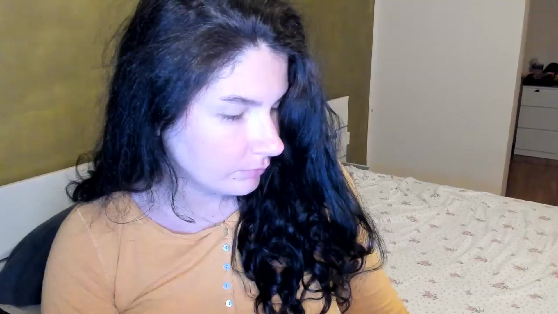 Gallery image thumbnail from SiouxPrincess's myfreecams stream on, 06/13/2025, 22:49 image 6 of 20