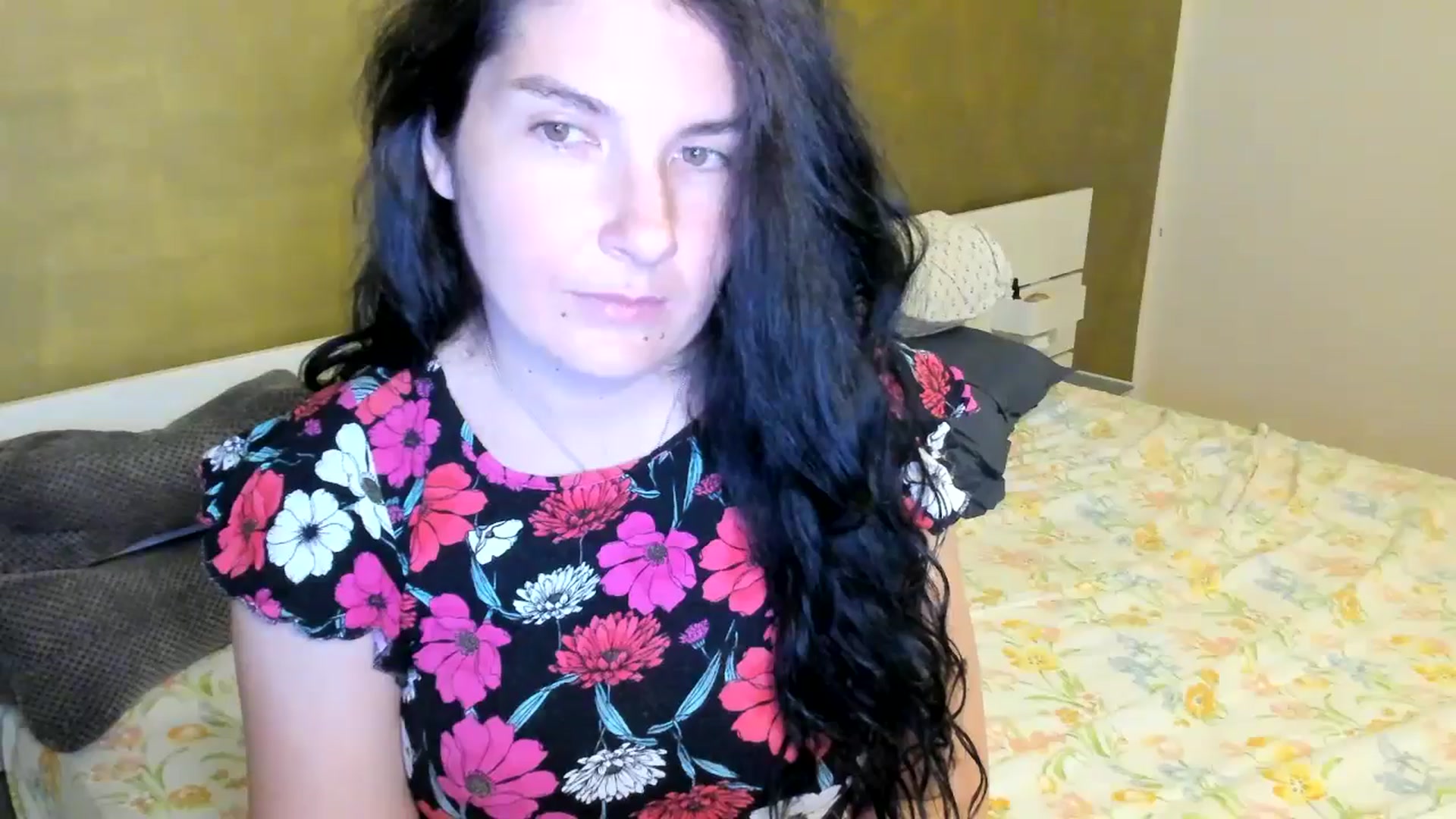 Gallery image thumbnail from SiouxPrincess's myfreecams stream on, 07/19/2025, 22:29 image 15 of 20