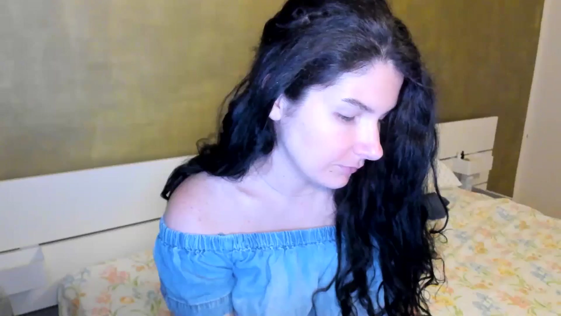 Gallery image thumbnail from SiouxPrincess's myfreecams stream on, 07/22/2025, 22:27 image 15 of 20
