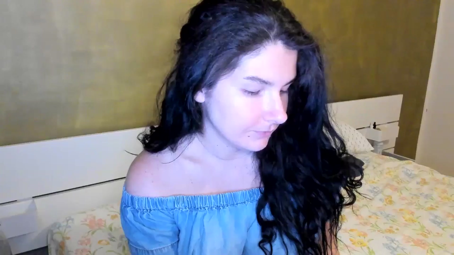 Gallery image thumbnail from SiouxPrincess's myfreecams stream on, 07/22/2025, 22:27 image 19 of 20