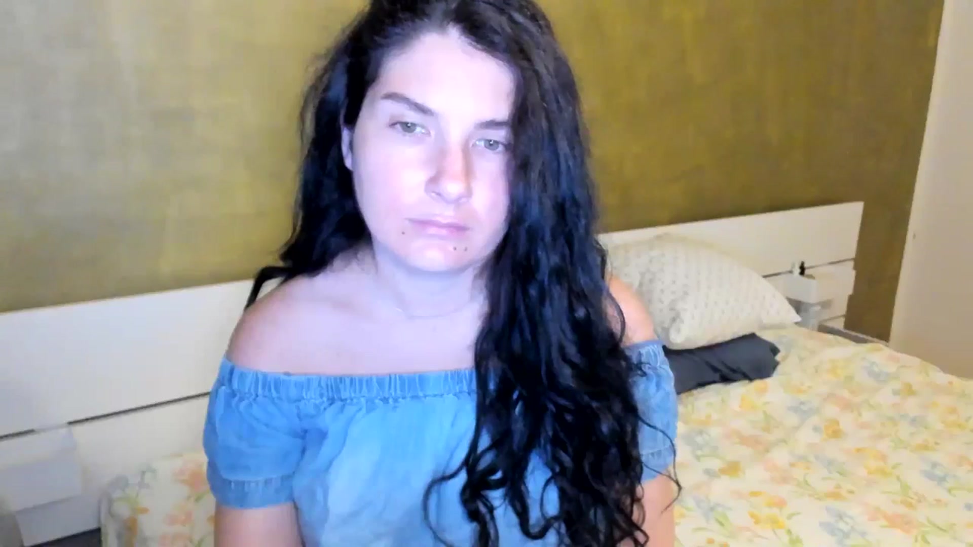 Gallery image thumbnail from SiouxPrincess's myfreecams stream on, 07/22/2025, 22:27 image 14 of 20